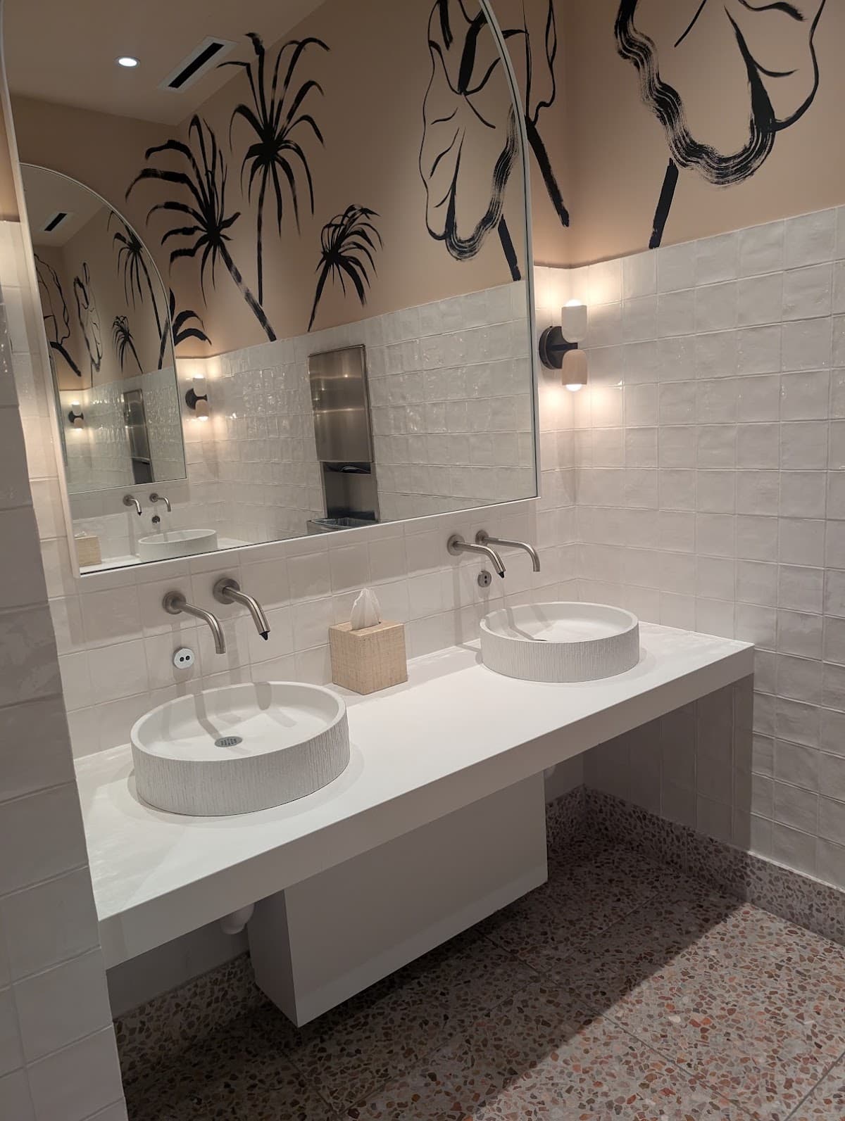Hotel Indigo Grand Cayman by IHG — photo 4