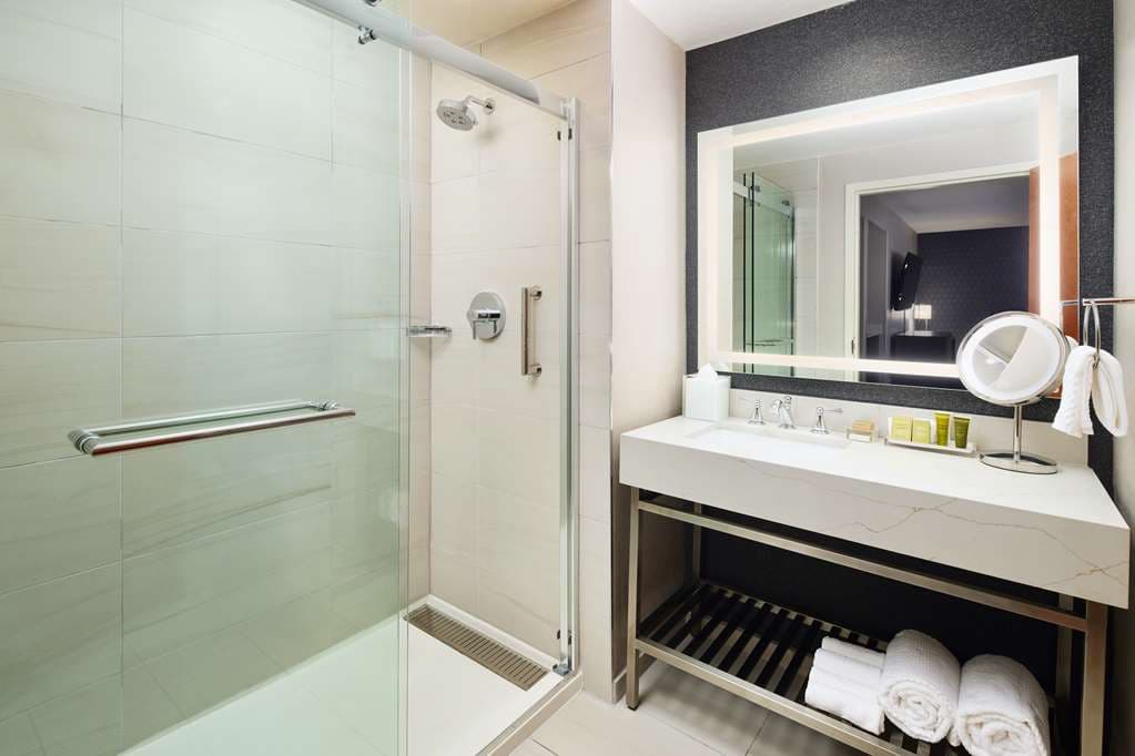 Hilton Charlotte Airport — photo 4