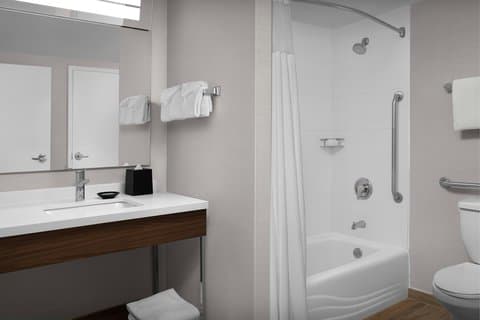 Courtyard by Marriott Virginia Beach Oceanfront/South — photo 4