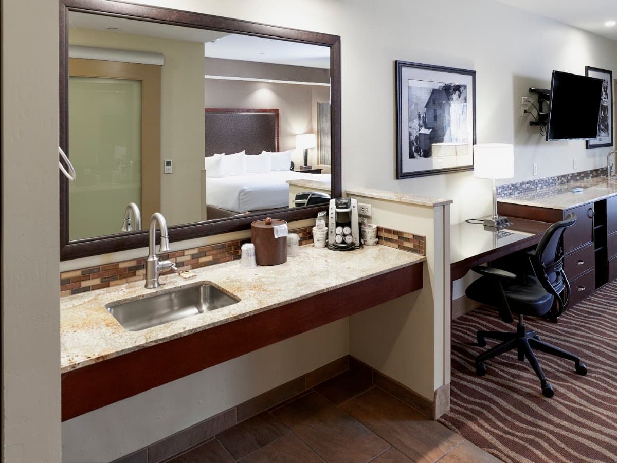 Holiday Inn Resort the Squire at Grand Canyon by IHG — photo 4
