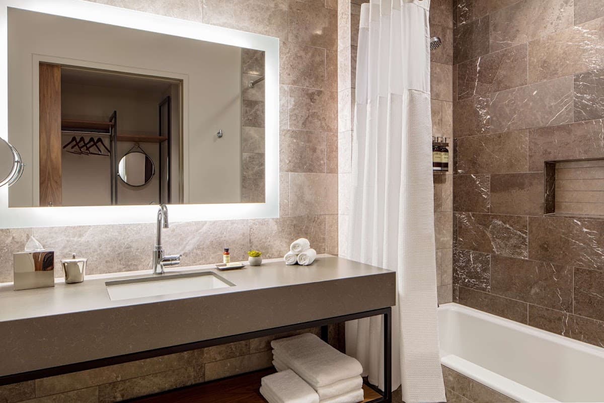 Hyatt Regency Lake Washington at Seattle's Southport — photo 4