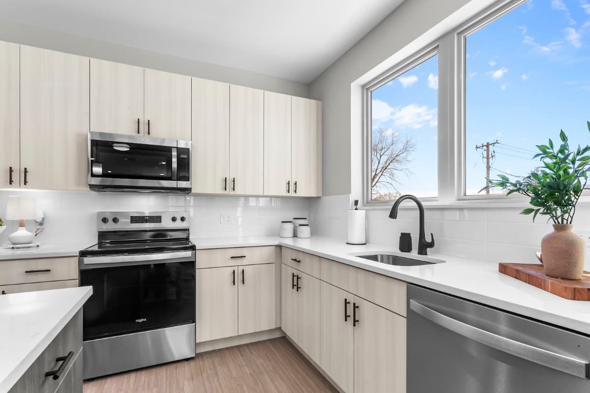 Triton Square Apartments — photo 3