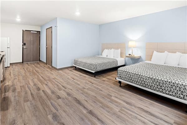WoodSpring Suites Billings — photo 2
