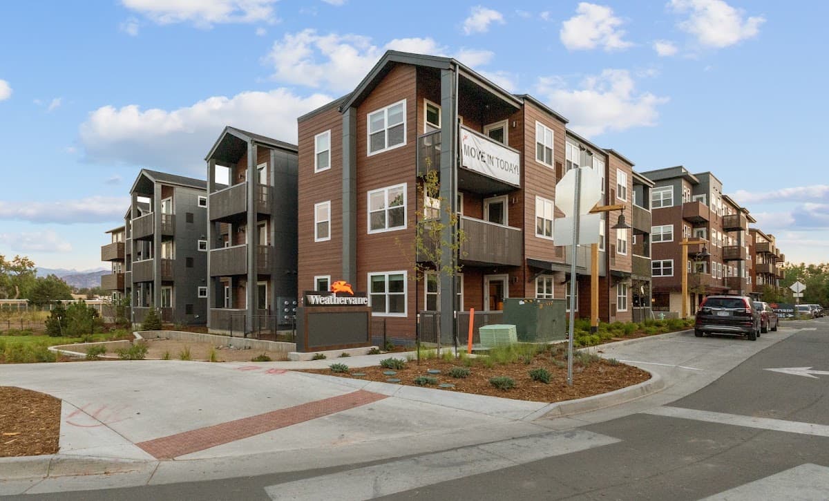 Weathervane Apartments — photo 2