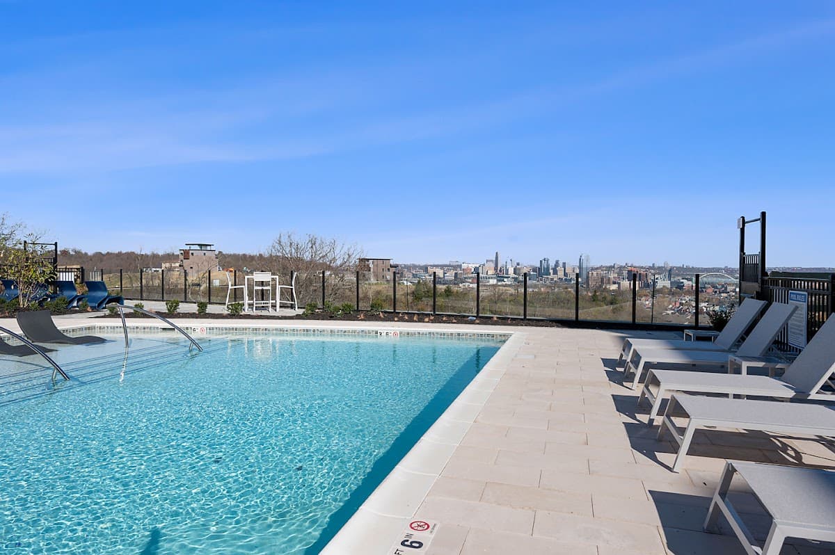 Tapestry Ridge Apartments — photo 3