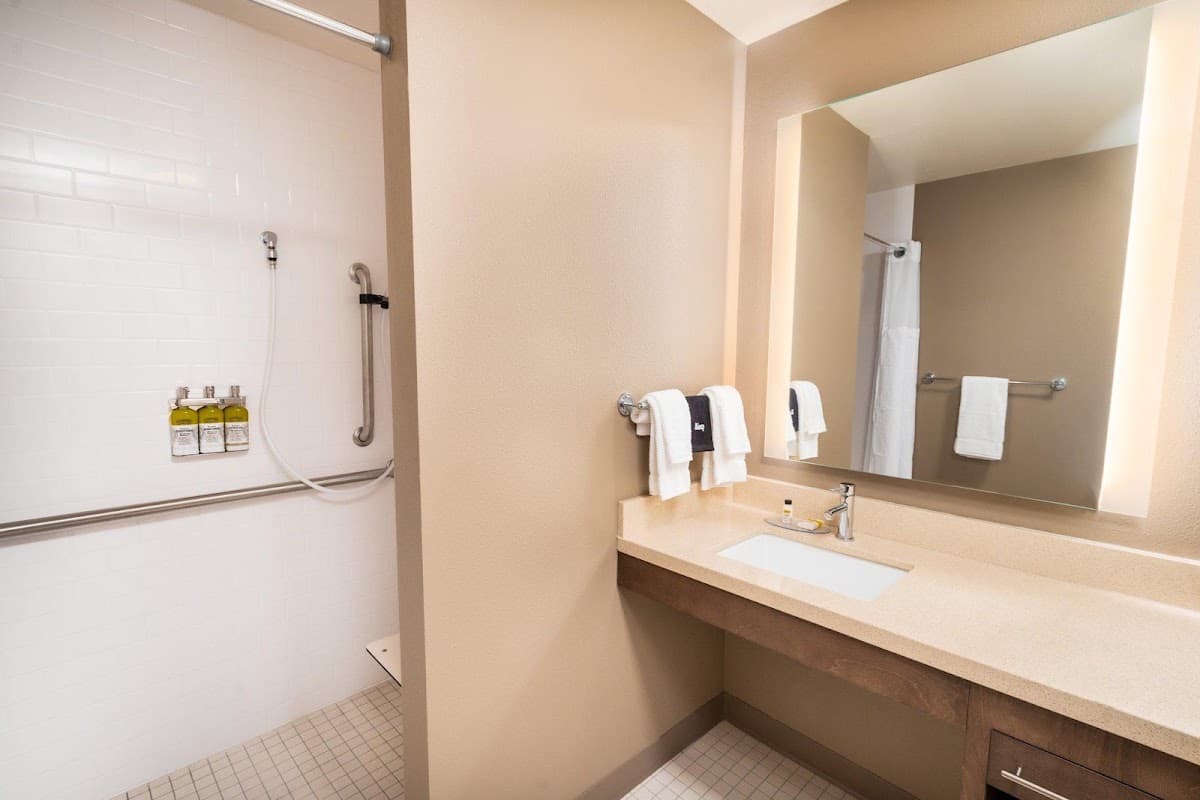 Staybridge Suites Coeur D'Alene by IHG — photo 4