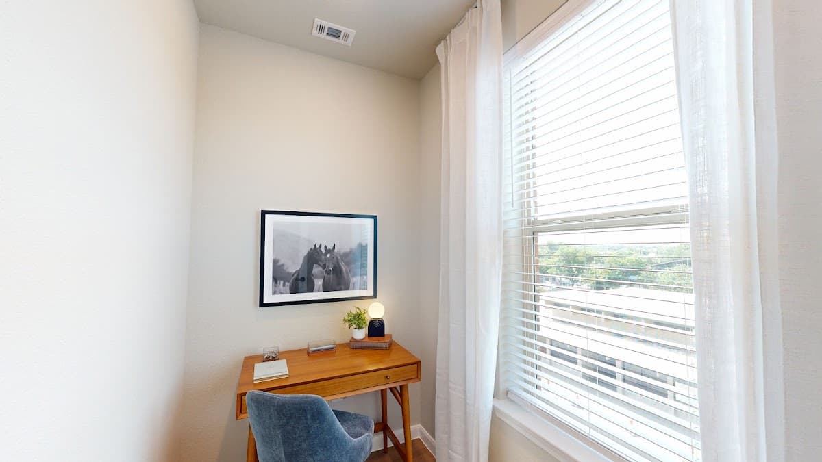 The Renegade Apartments — photo 5