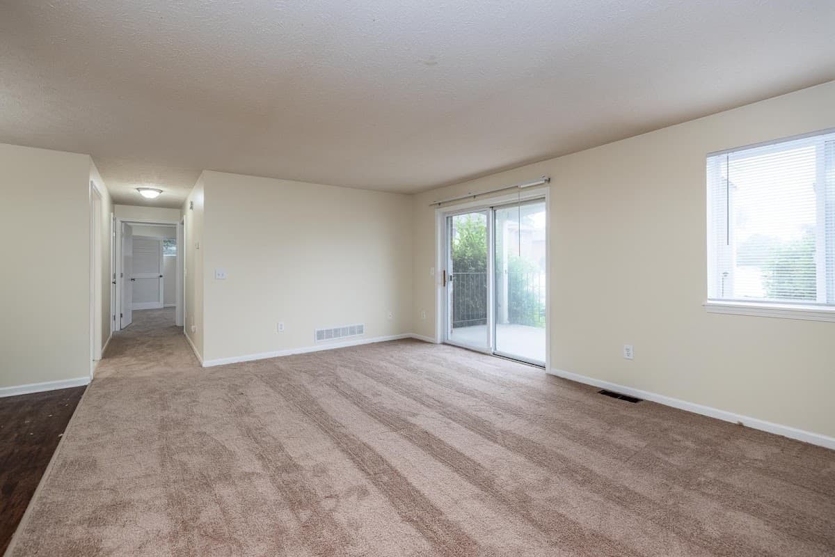 Courtyard Apartments — photo 5
