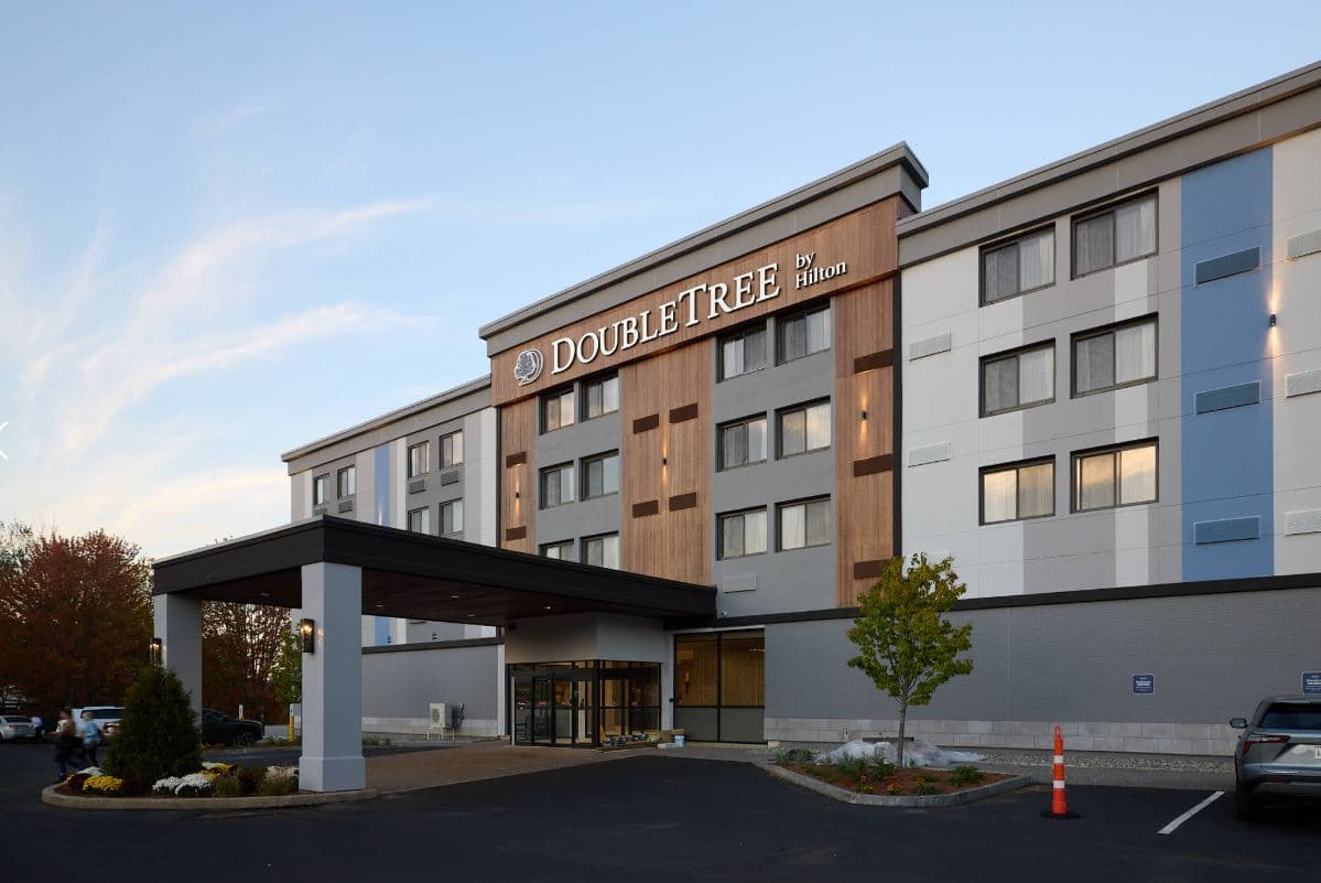 DoubleTree by Hilton Concord Downtown — photo 5