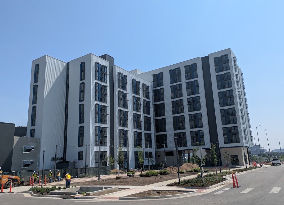 Flo Apartments — photo 2