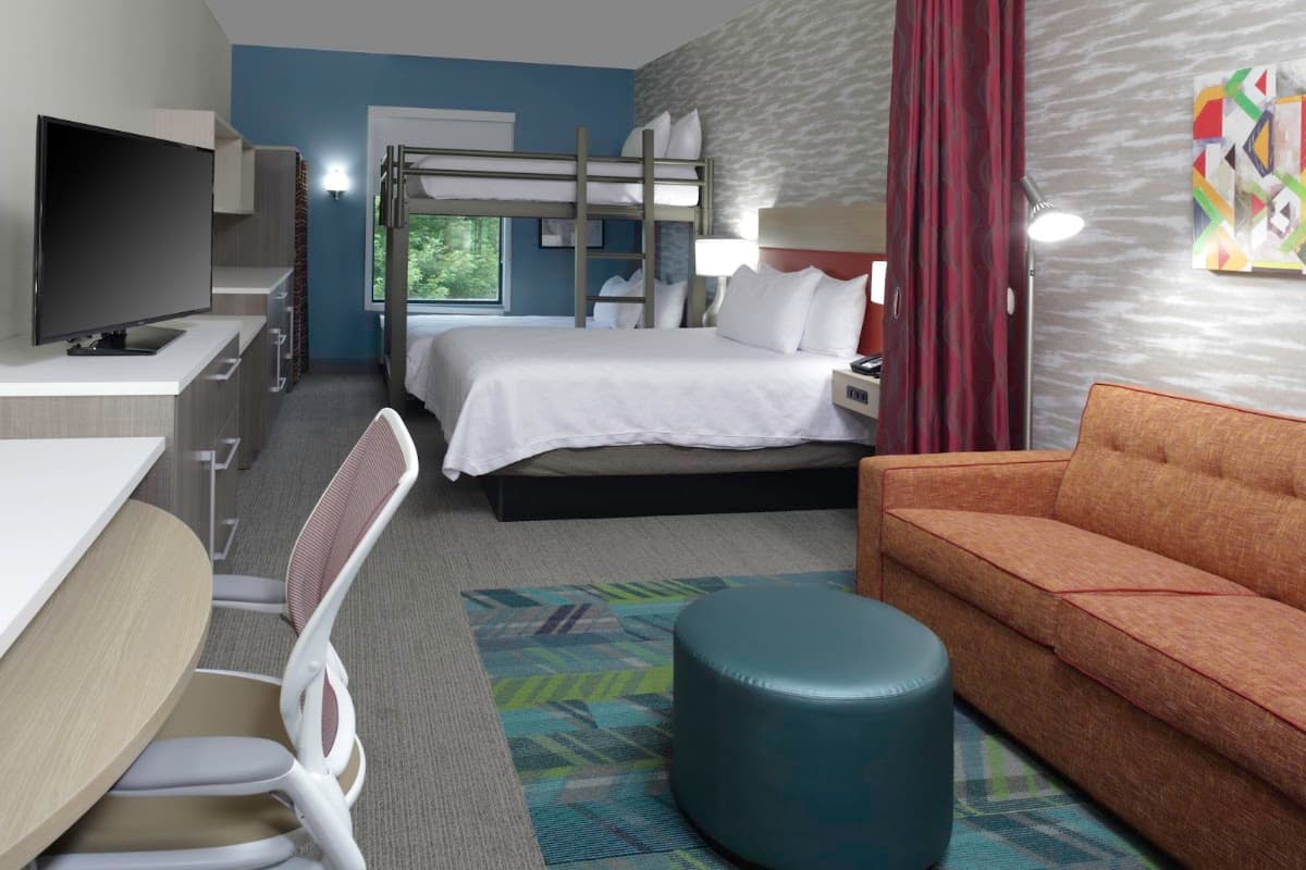 Home2 Suites by Hilton Fort Collins — photo 5