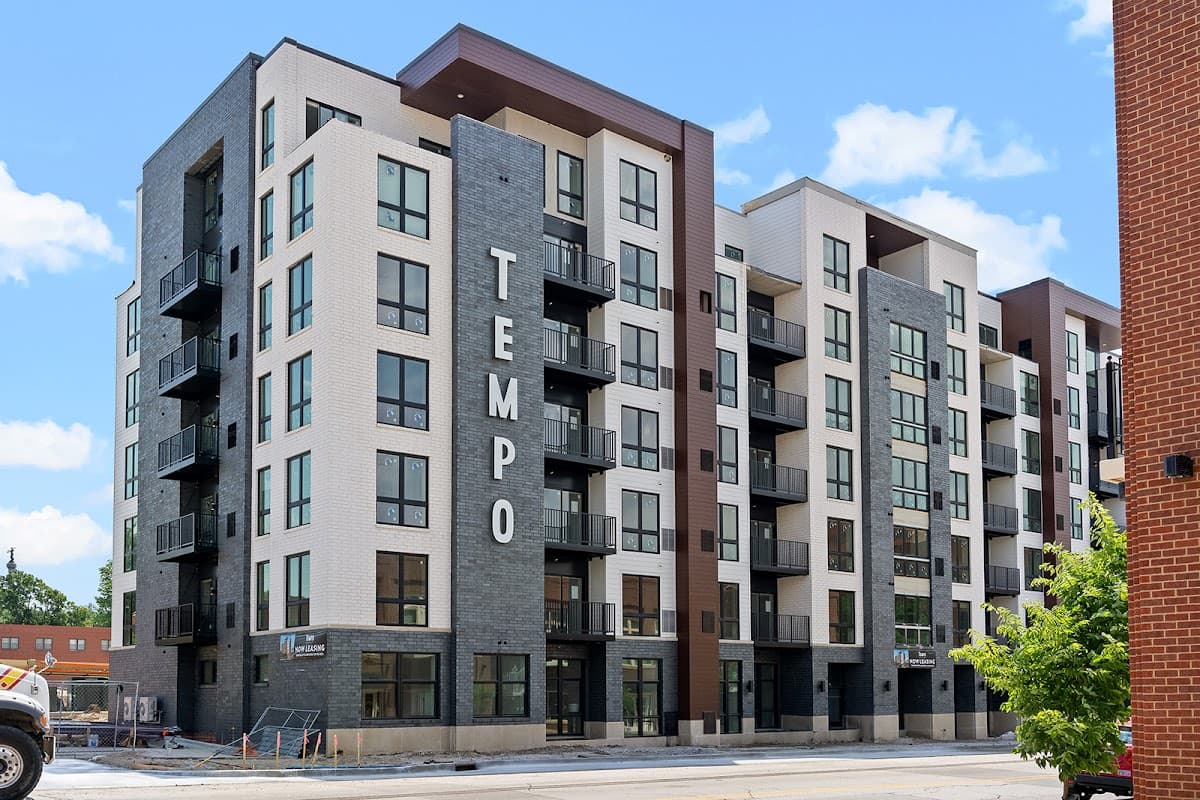 Tempo East Village Living