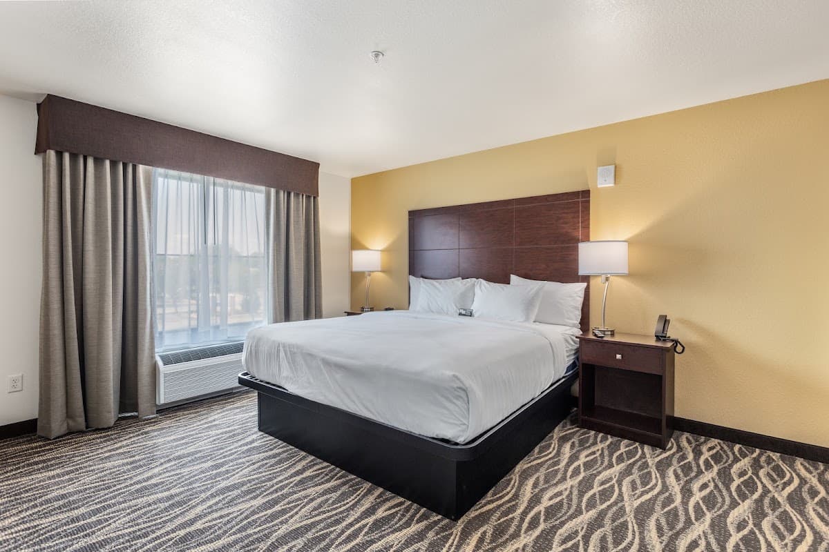 Cobblestone Hotel & Suites - De Pere/Green Bay — photo 2