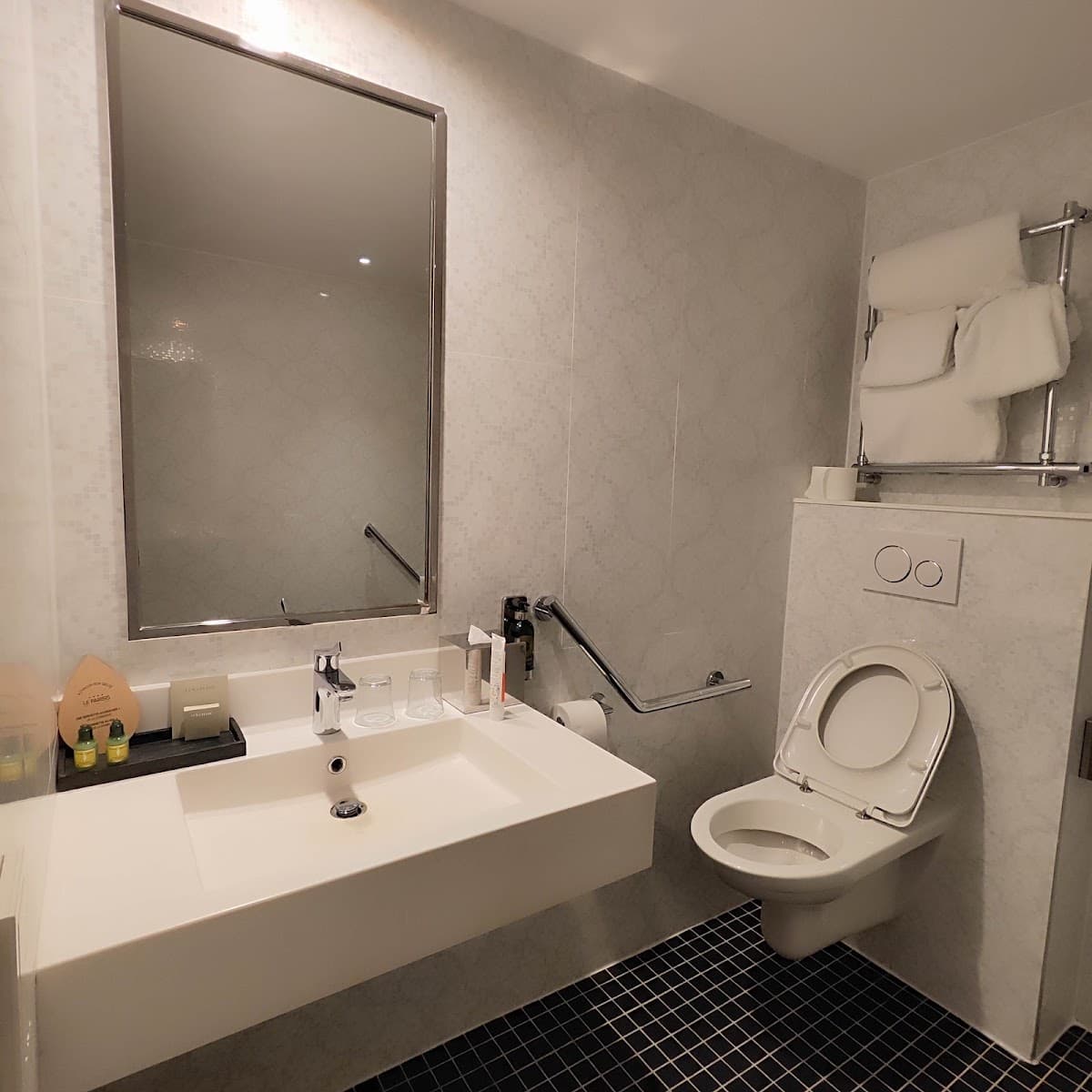 Le Parisis Hôtel — photo 3