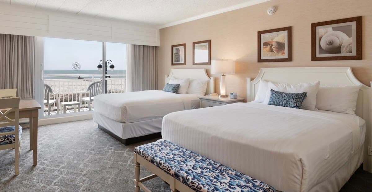 Beach Club Hotel — photo 2