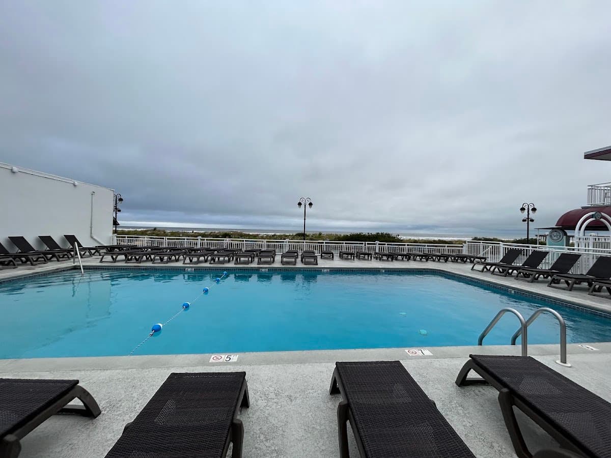 Beach Club Hotel — photo 3