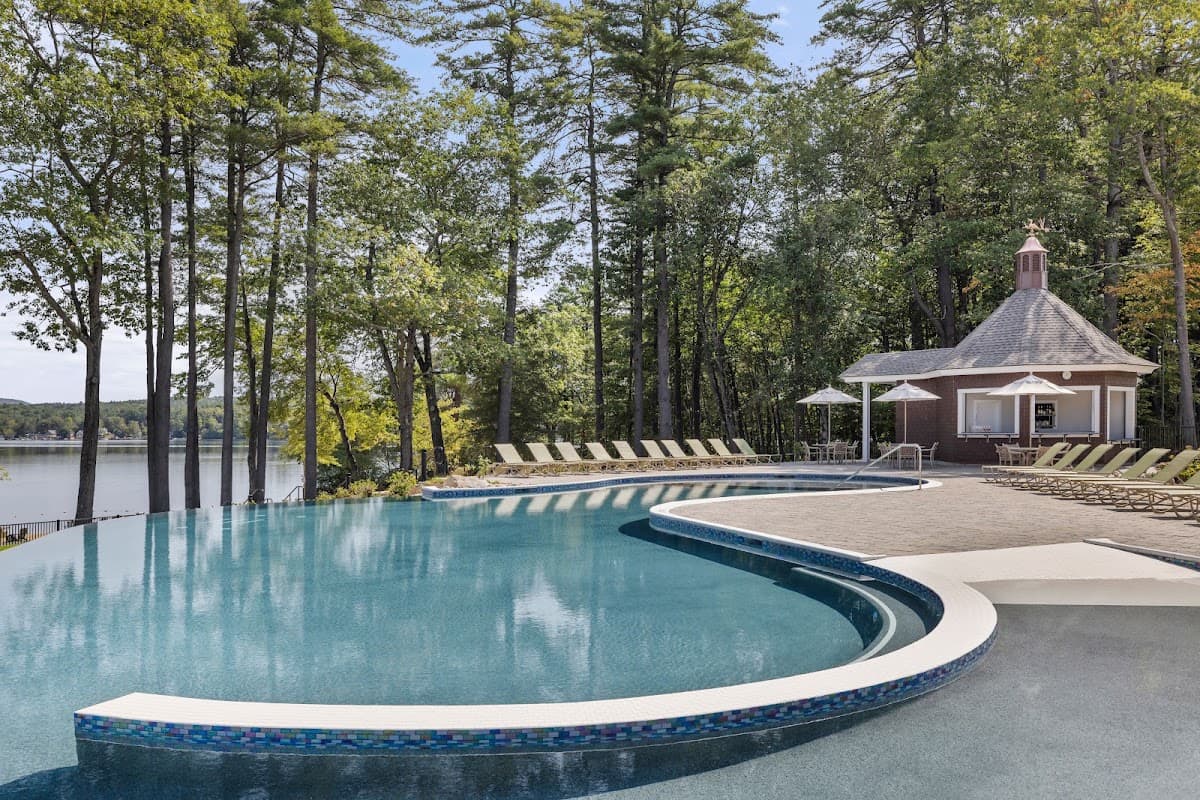 The Lake Estate on Winnisquam — photo 3