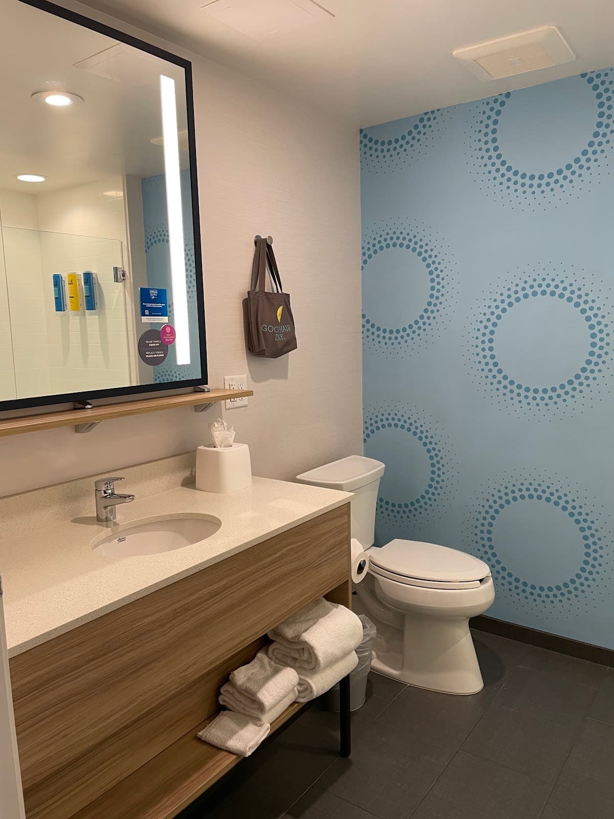 Tru by Hilton Tukwila Seattle Airport — photo 3