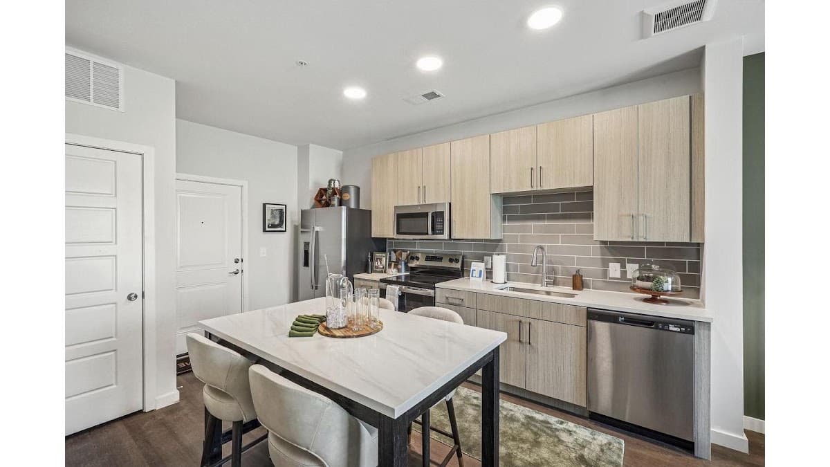 Rio Point Apartments