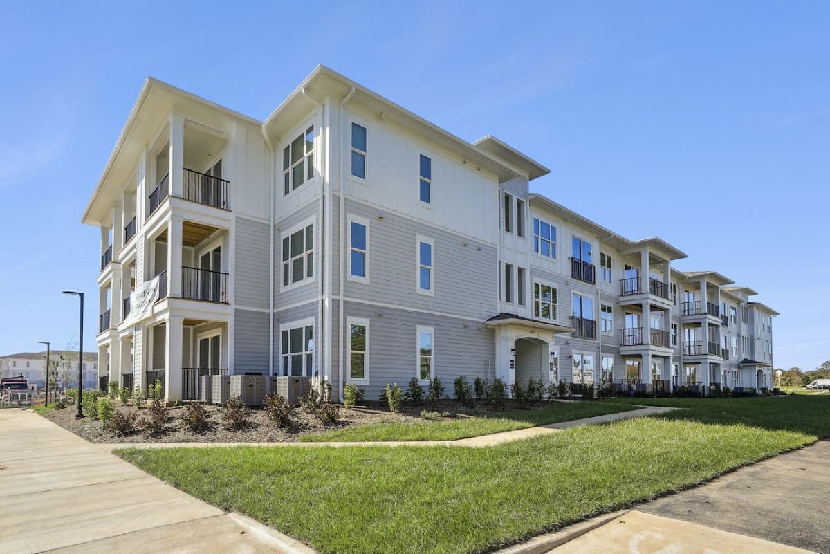 Rio Point Apartments — photo 2