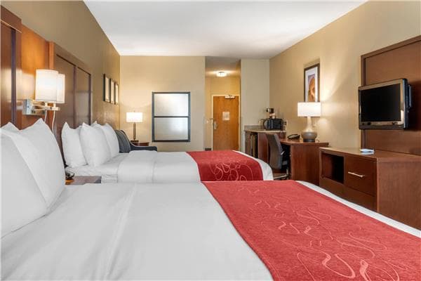 Comfort Suites Barstow near I-15 — photo 2