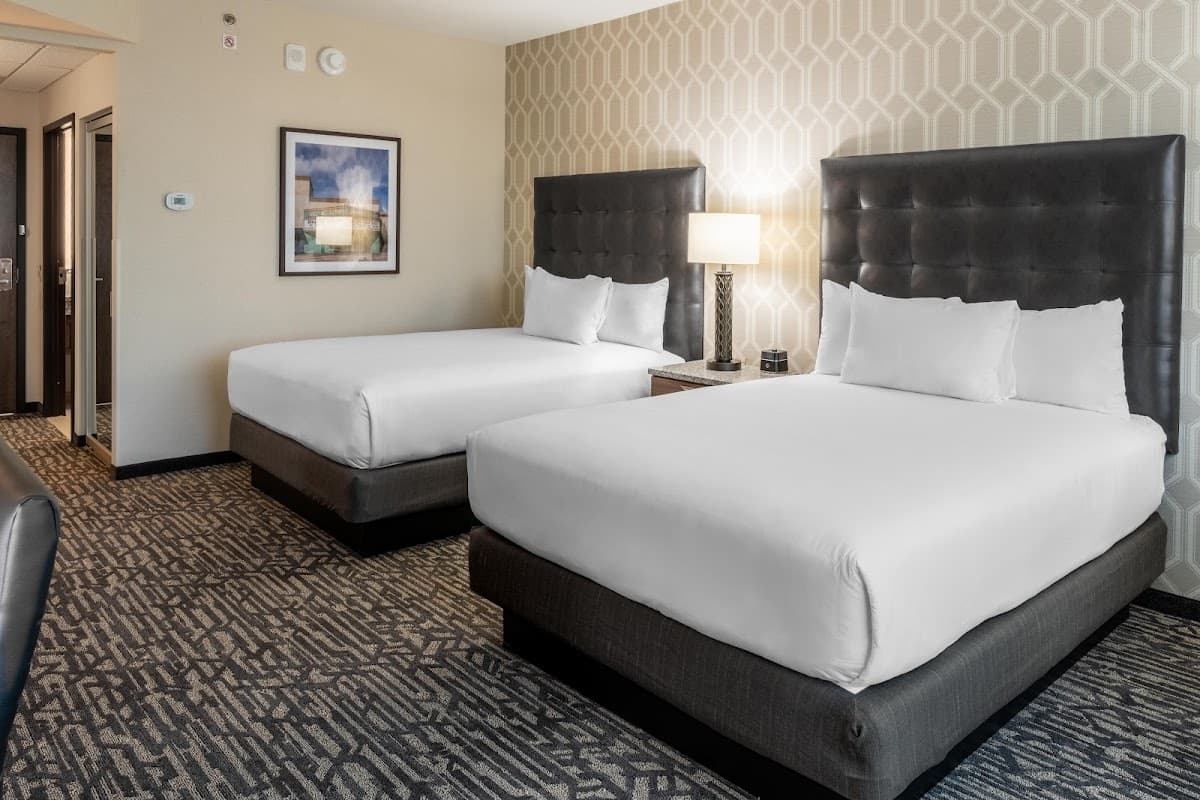 Drury Plaza Hotel Dallas Arlington — photo 2