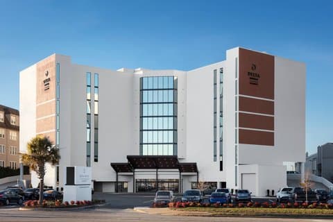 Delta Hotels Virginia Beach Waterfront Suites — photo 4