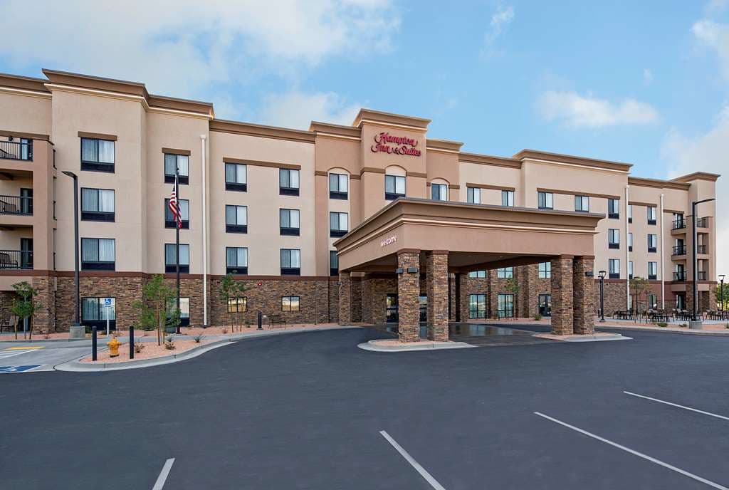 Hampton Inn & Suites Page - Lake Powell — photo 1