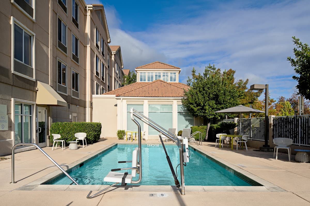 Hilton Garden Inn Folsom — photo 1