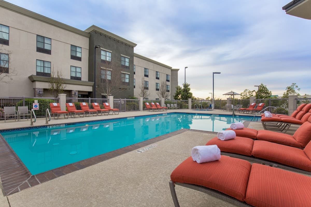 Hampton Inn & Suites San Diego-Poway — photo 1