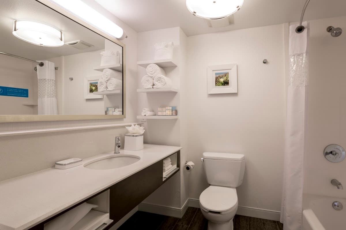 Hampton Inn & Suites San Diego-Poway — photo 4