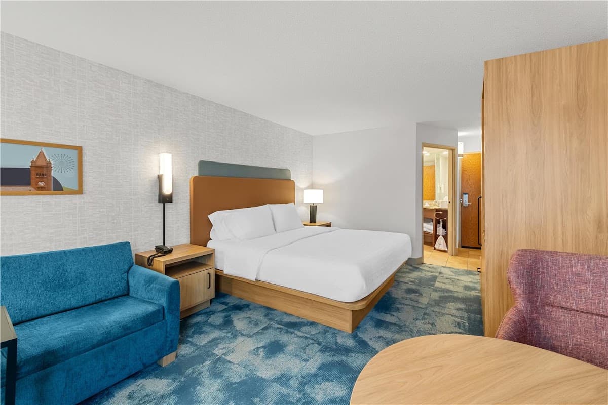 Hampton Inn Duluth Canal Park — photo 2