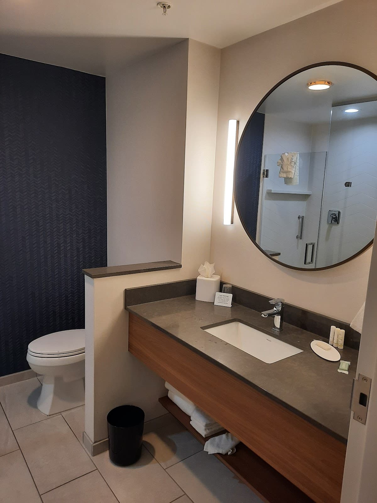 Fairfield by Marriott Inn & Suites Cleveland Tiedeman Road — photo 4