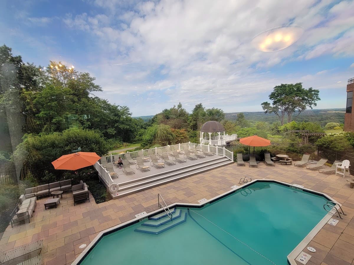 Woodcliff Hotel & Spa — photo 3