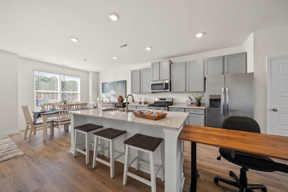 The Collection at Kinsley - Rental Community — photo 3