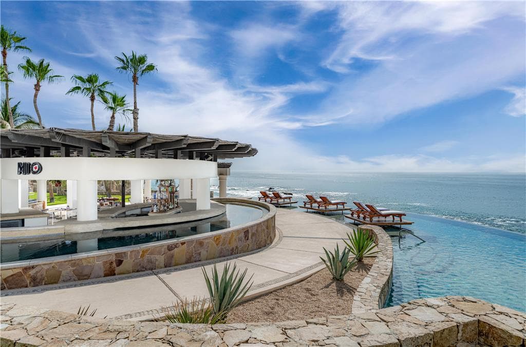 Hilton Los Cabos Beach & Golf Resort