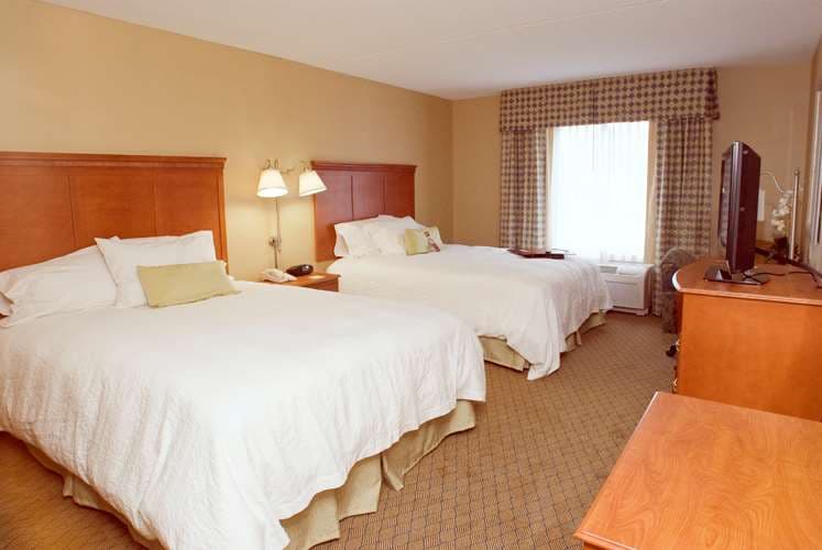 Hampton Inn & Suites Tilton — photo 5