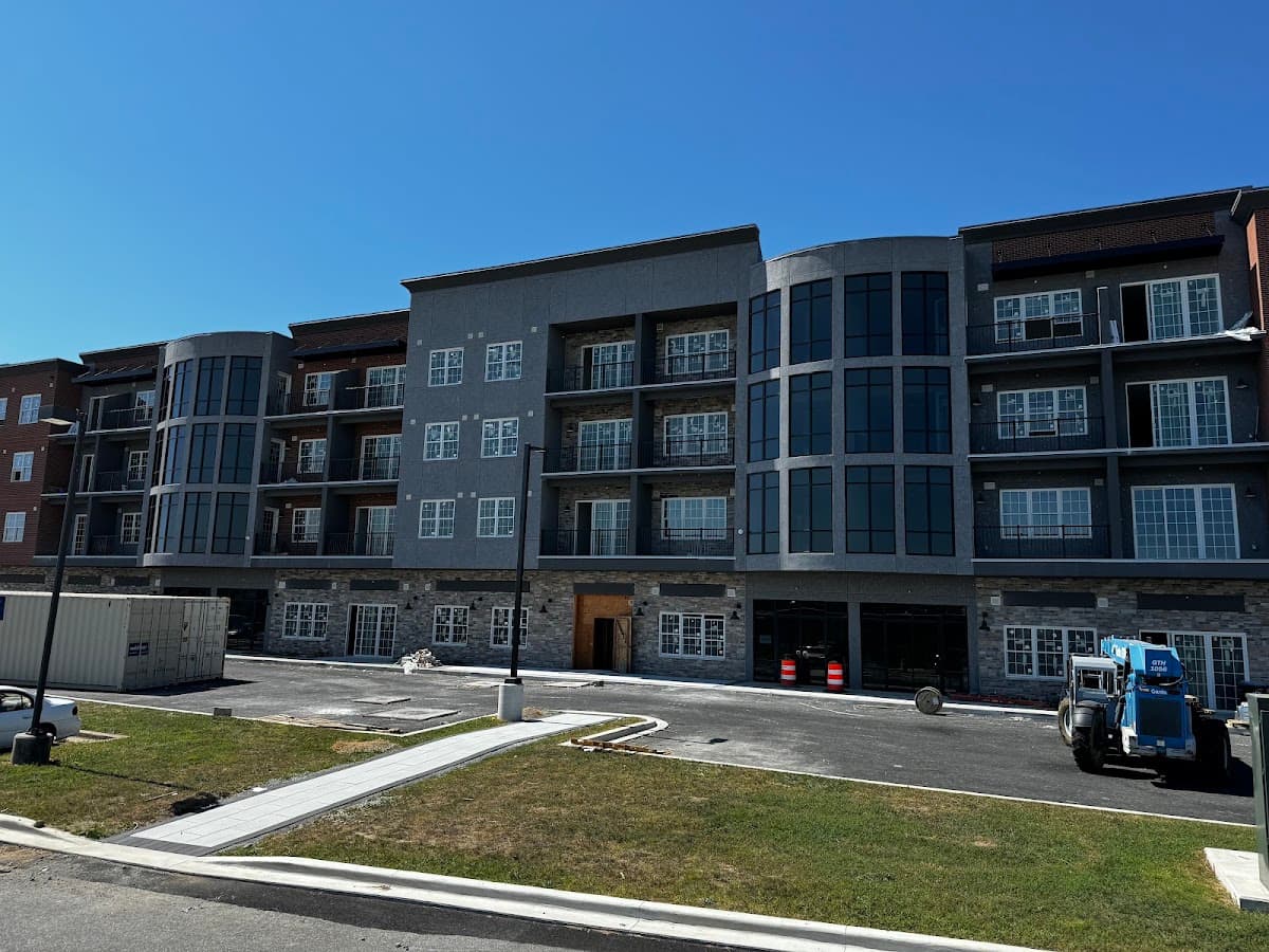 Summerton East Apartments — photo 2