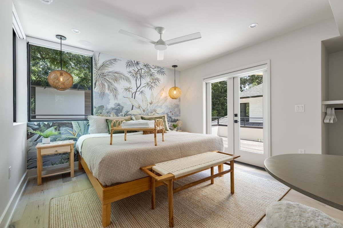 Via Luxury Rentals & Property Management — photo 3