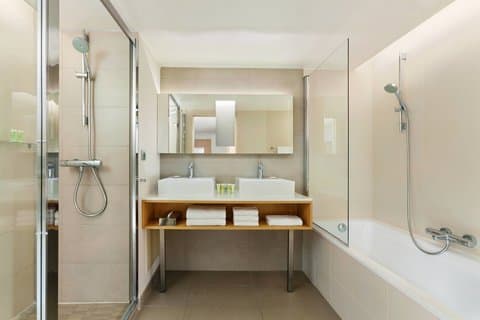 Courtyard by Marriott Montpellier — photo 4