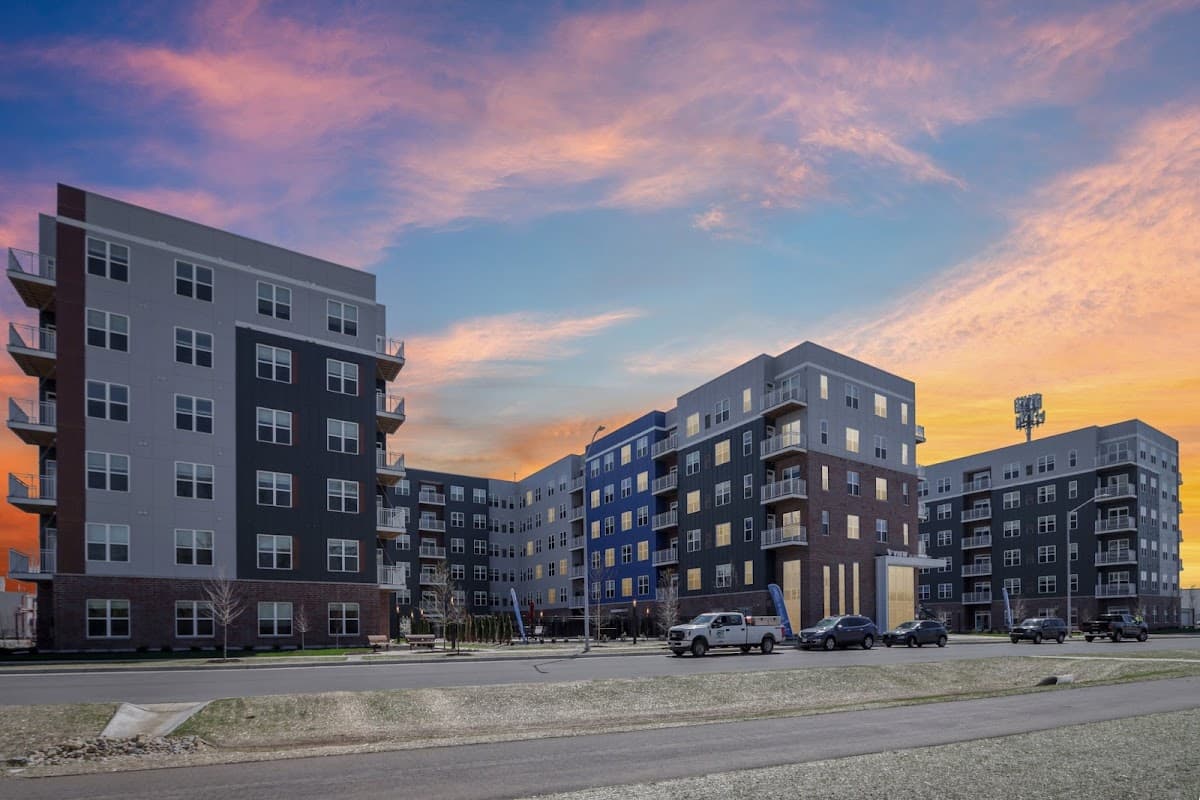The View at Huxley Yards — photo 4