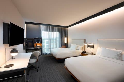 Courtyard by Marriott Charlotte Waverly — photo 2