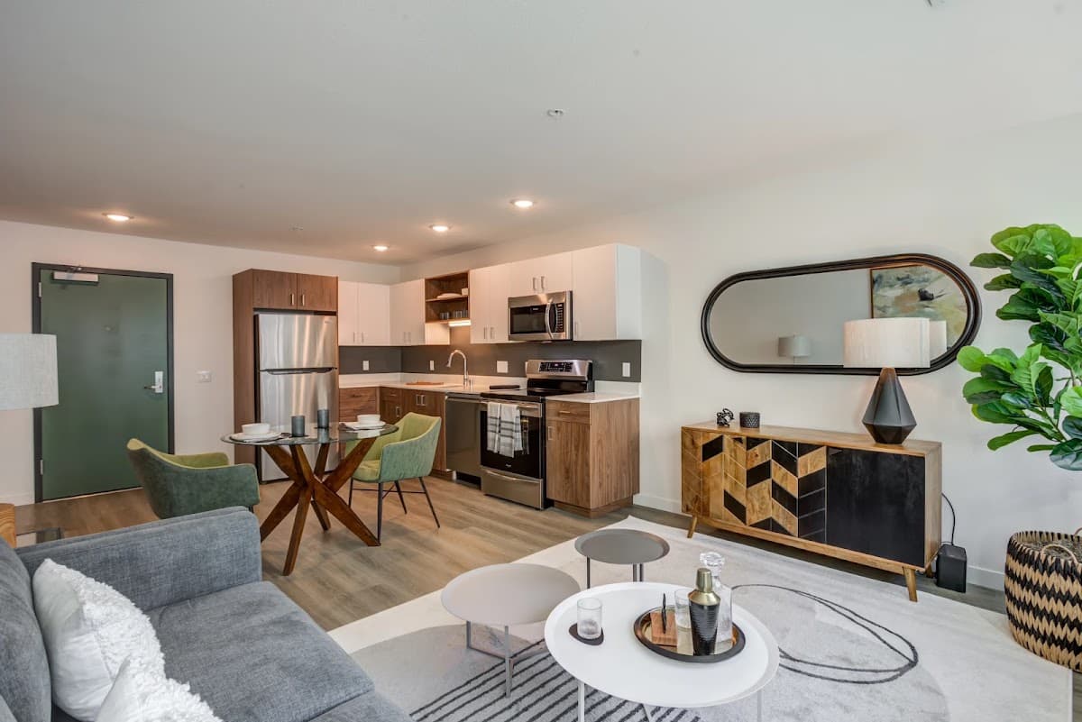 The Mod at Midtown Apartments — photo 4