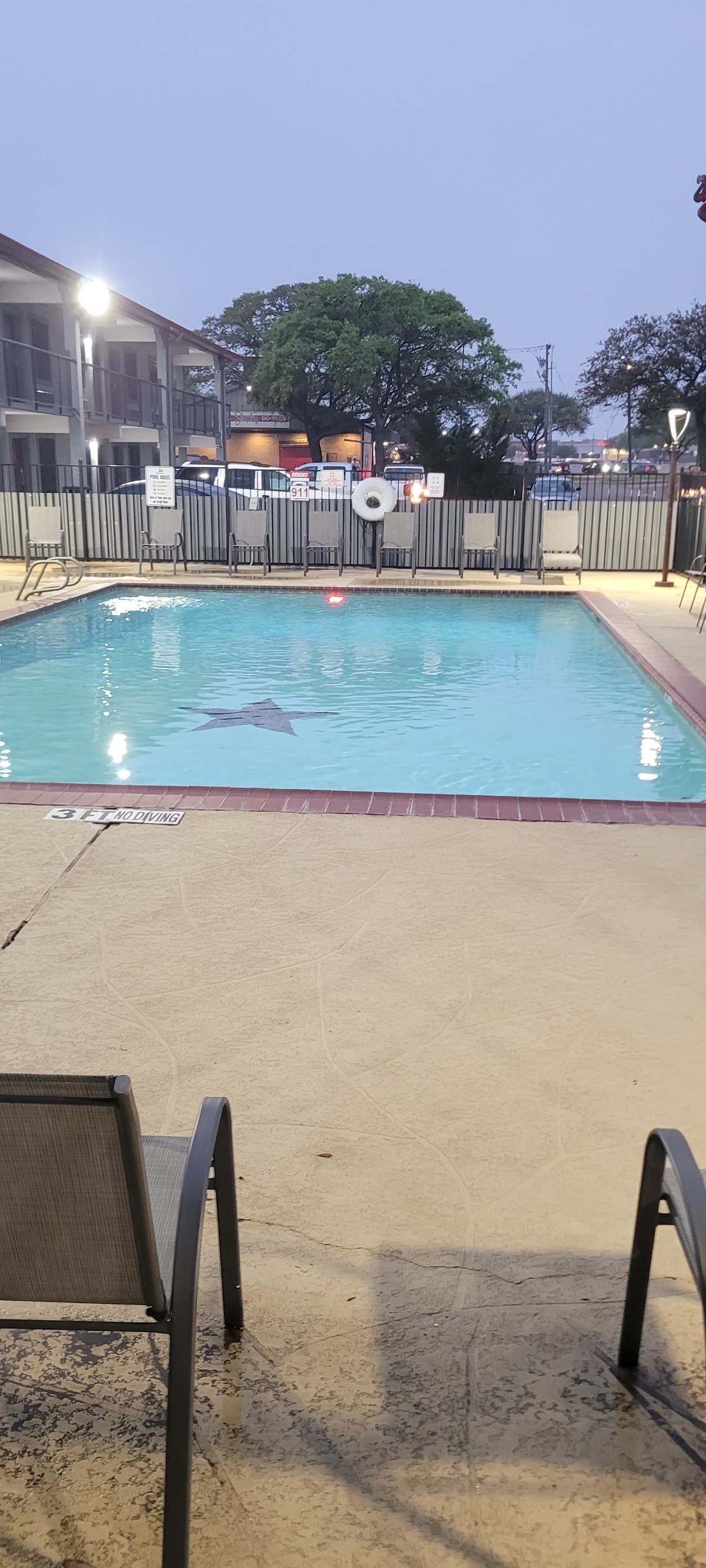 Red Roof Inn College Station — photo 3