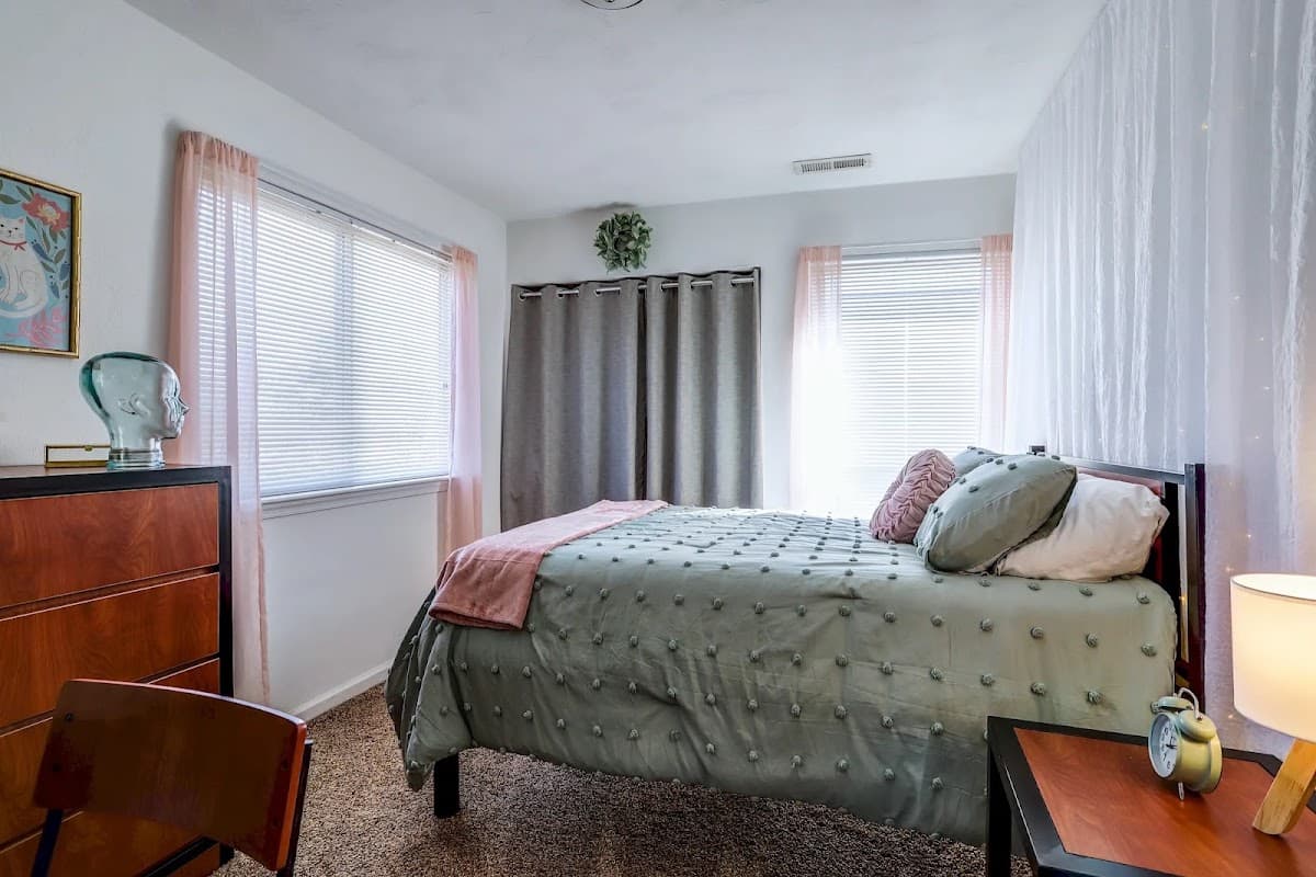 The Fox Townhomes — photo 2