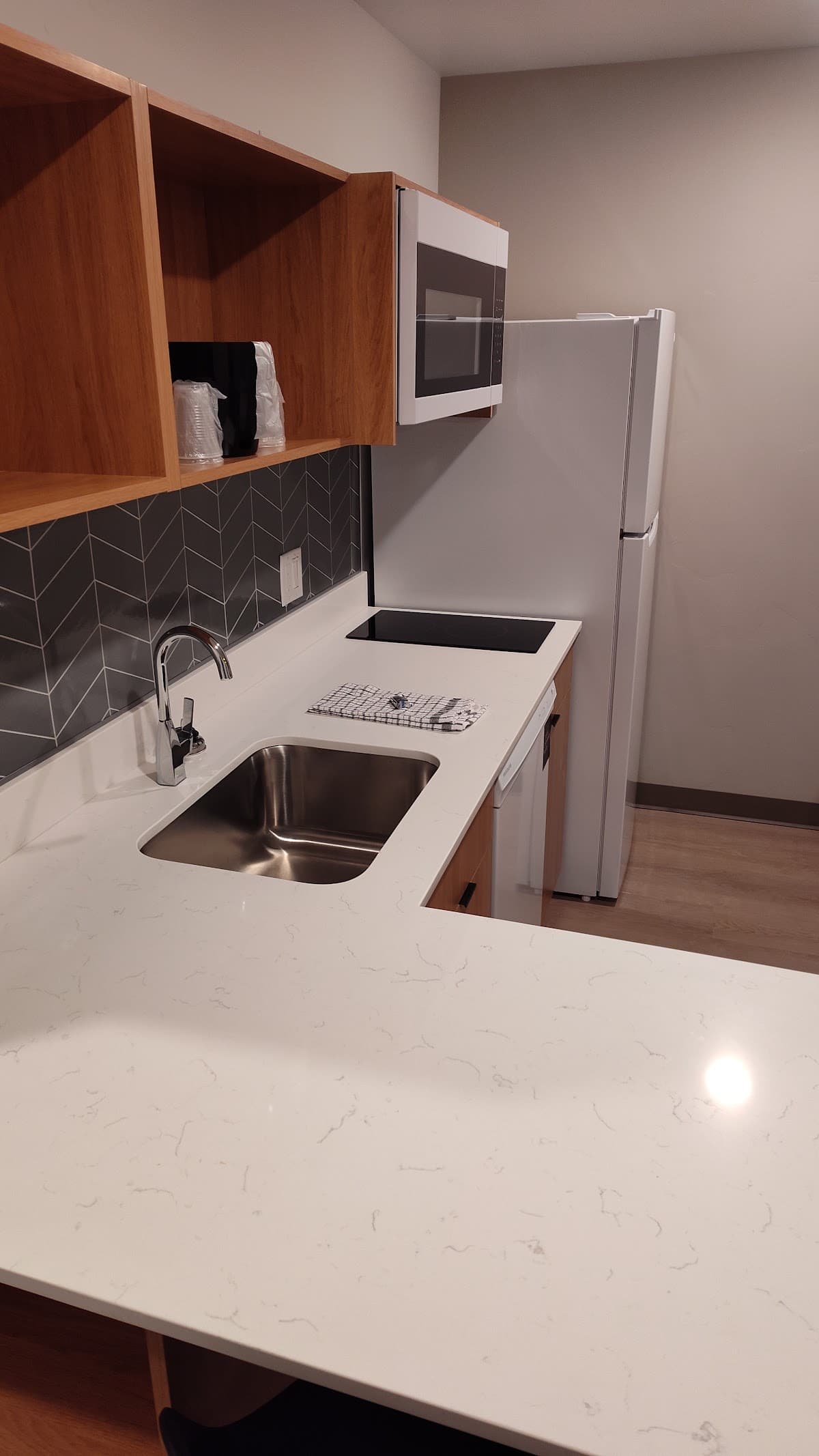LivAway Suites Salt Lake City-Draper