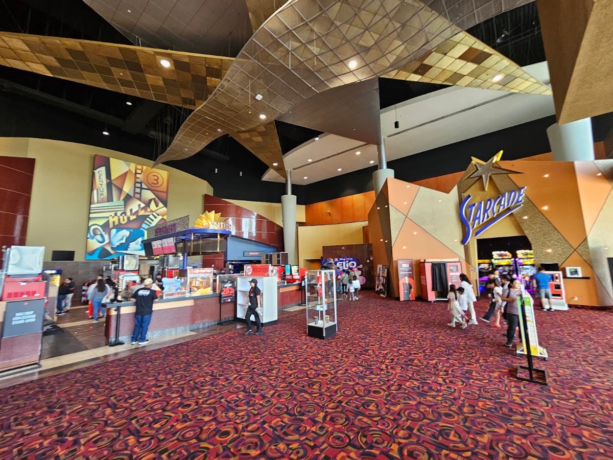 Cinemark Century Orange XD and SCREENX — photo 2