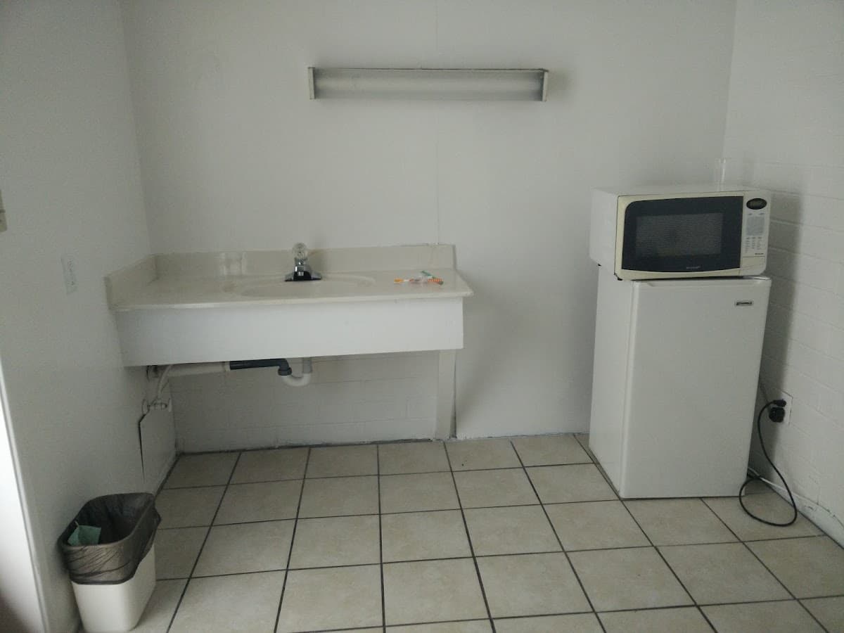 Amazon Motel — photo 4