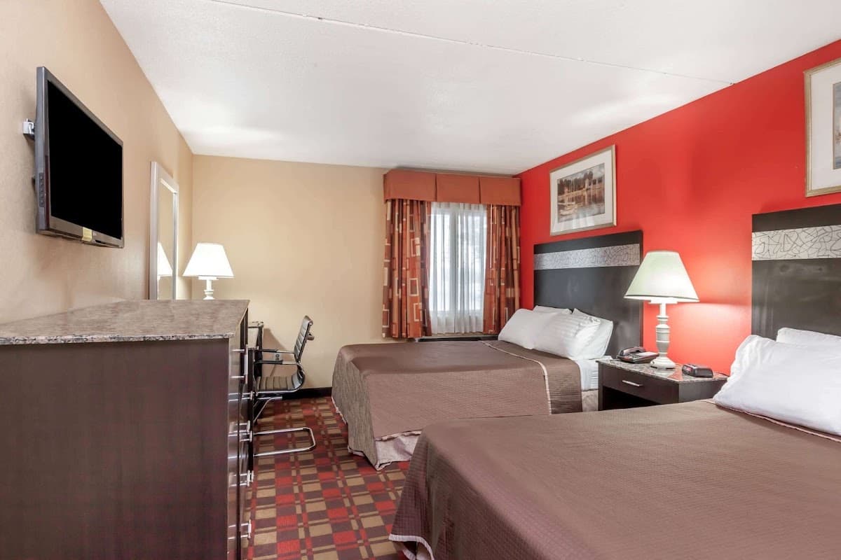 Howard Johnson by Wyndham Newark Airport — photo 2