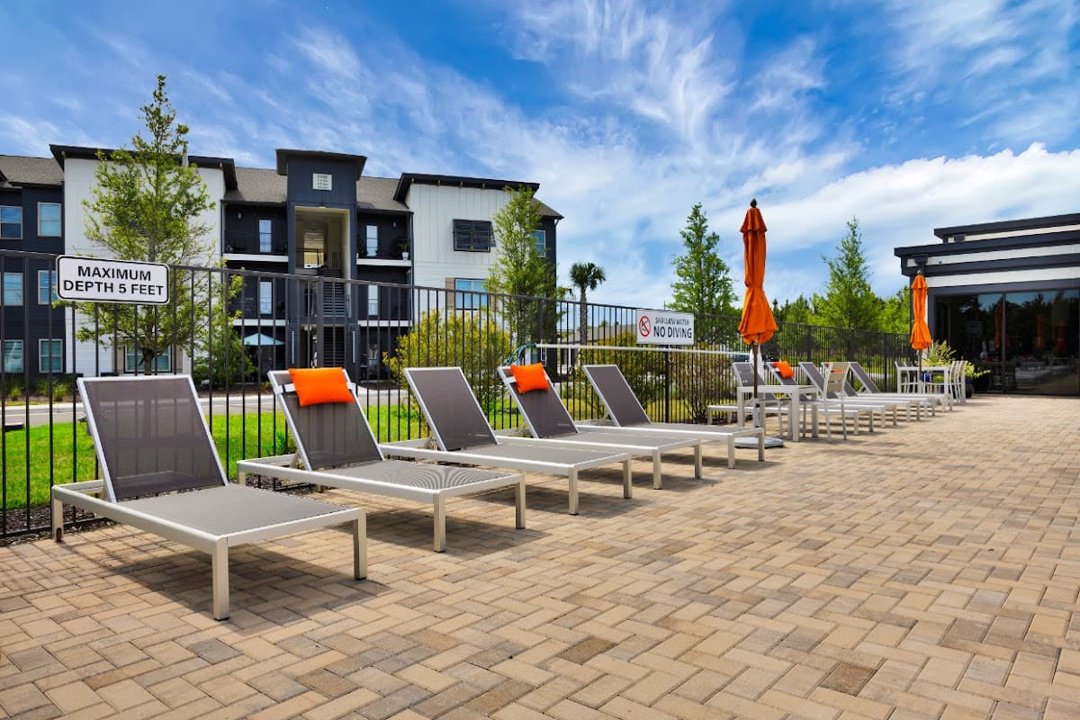 Pointe Grand Town Center
